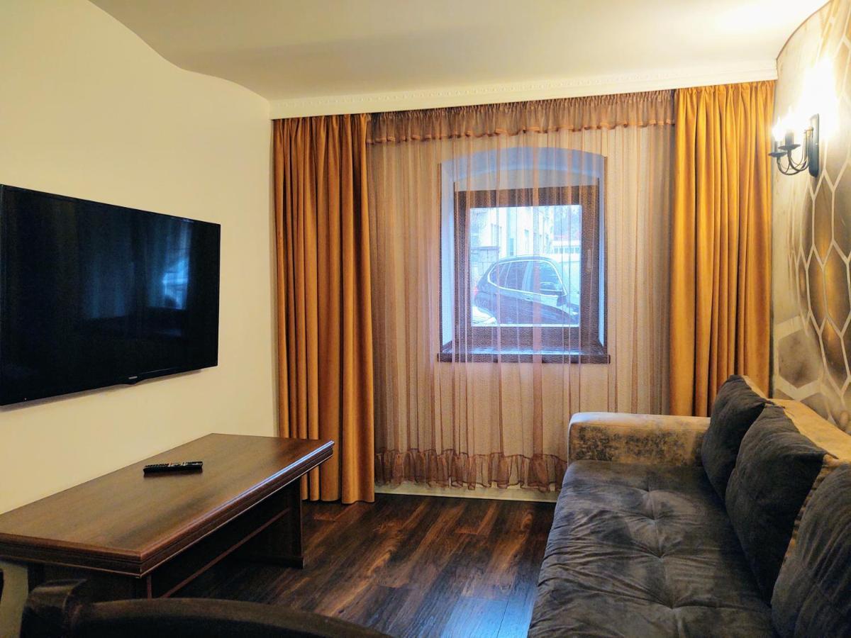 Cezari Aparthotel Brasov Luaran gambar