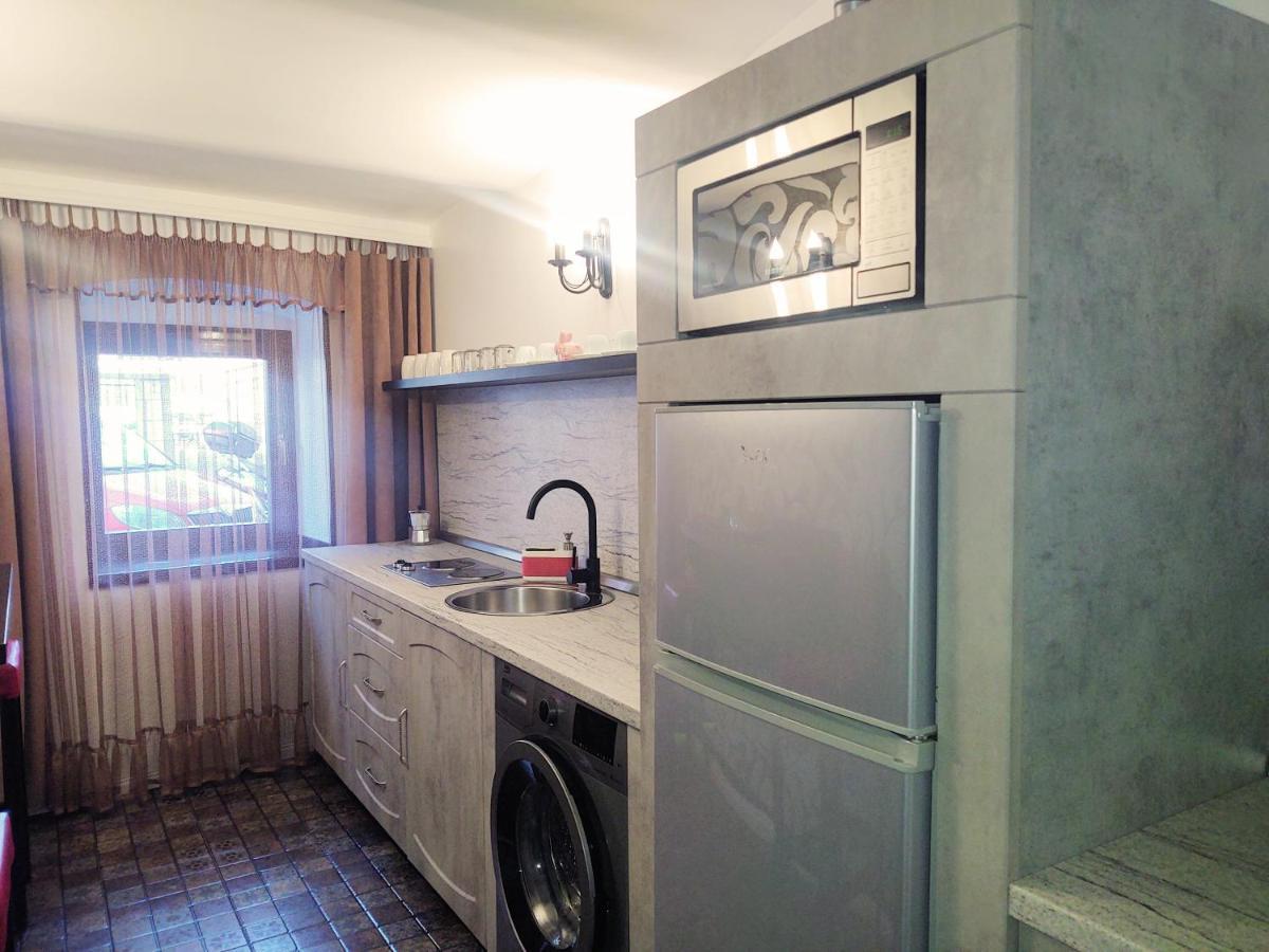 Cezari Aparthotel Brasov Luaran gambar