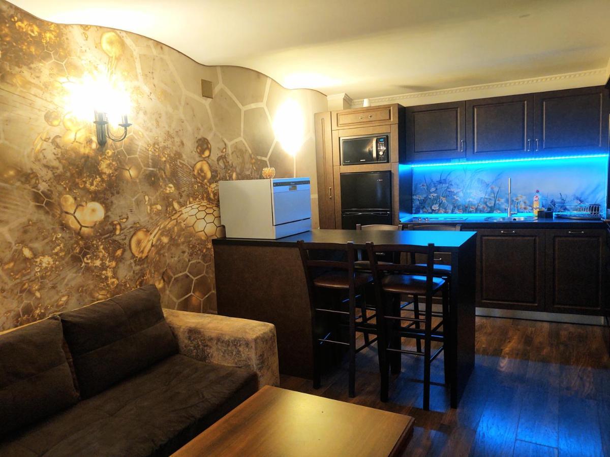 Cezari Aparthotel Brasov Luaran gambar