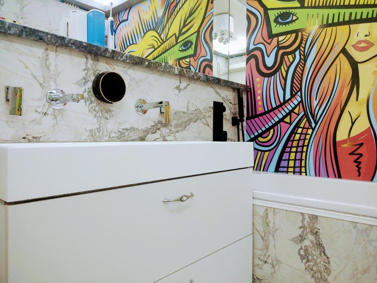 Cezari Aparthotel Brasov Luaran gambar