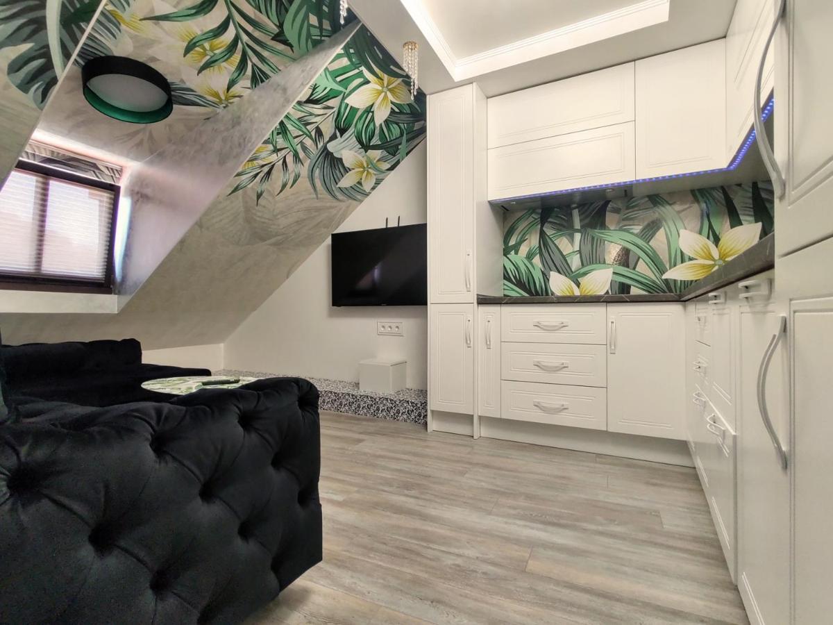 Cezari Aparthotel Brasov Luaran gambar